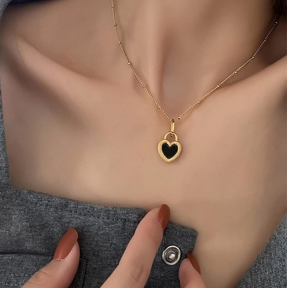 Double Sided Heart Necklace - Picture 1 of 4